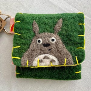 Bolsa de fieltro de lana, billetera Totoro, Ghibli, fieltro con aguja, monedero de fieltro de lana, regalos hechos a mano, cosido a mano, bolsillo para baratijas, monedero