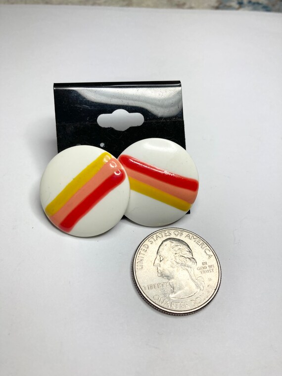 1980s Triple Stripe Button Earrings - image 3