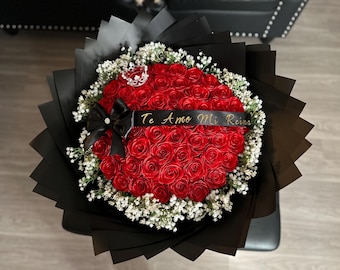eternal rose bouquet| handmade (fake flowers)| birthdays| graduation| Mother’s Day | ramo buchon