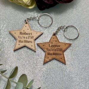 School Leaver Keyring, Year 6 leavers Class of 2025, Teacher Pupil Gift, Personalised Name Wooden Keychain, End of Year Gift From Teacher