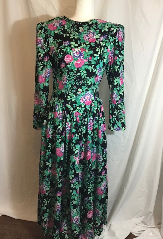 Retro/ Vintage 1980s Cottage Floral Dress