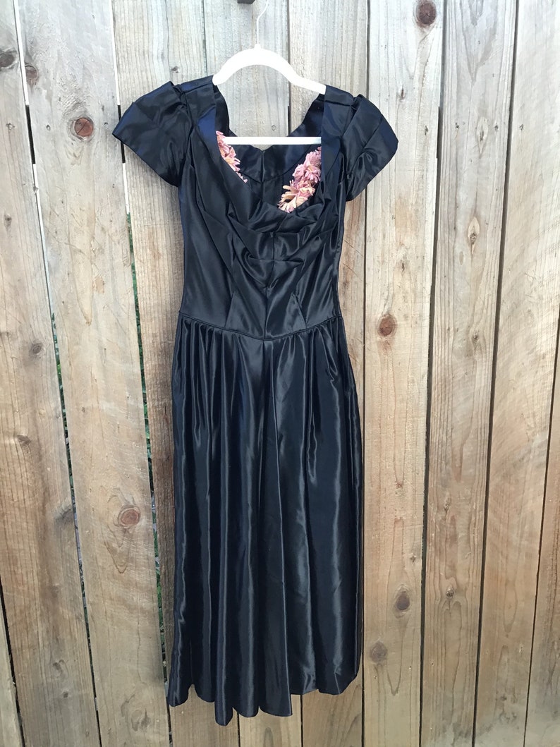 Vintage 1940s Black Satin Evening Gown image 4