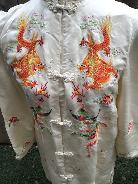 Vintage Chinese Embroidered Silk Robe