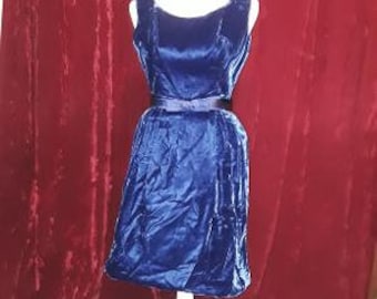 Vintage 1950s Blue Velvet Cocktail Dress