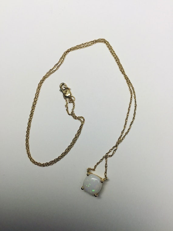 Vintage 1 Carat Opal Necklace