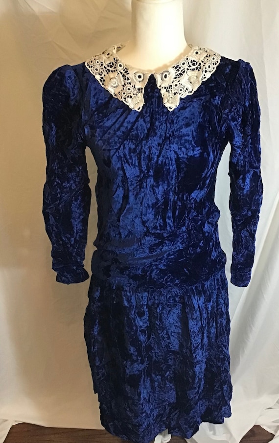 Retro/Vintage Crushed Blue Velvet Dress