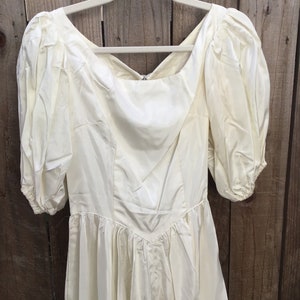Vintage 1940s/1950s Ivory Taffeta Gown