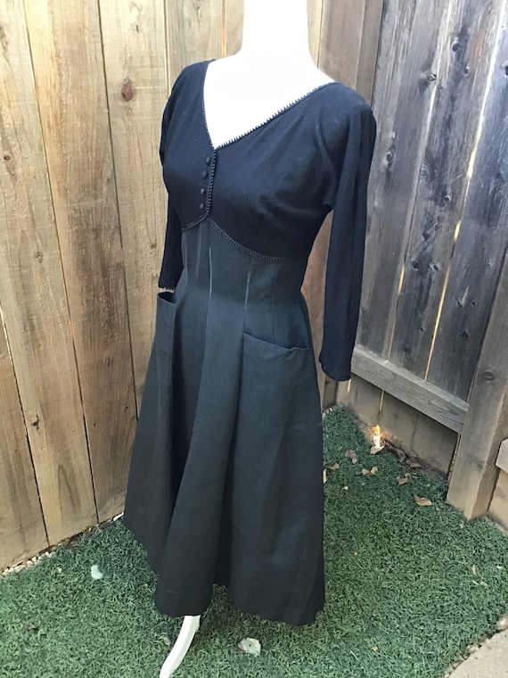 Vintage 1950s Fit and Flare Dress - image 3