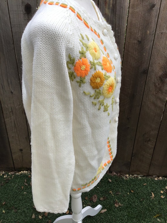 Vintage Floral Knit Cardigan - image 5
