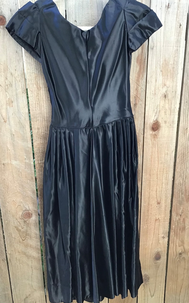 Vintage 1940s Black Satin Evening Gown image 3