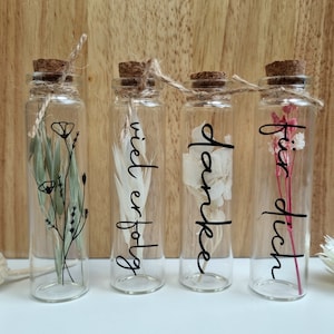Dried flowers in a test tube | personal message | small gift | present