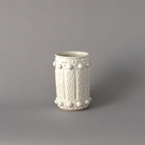Handmade Aran Knit White Stoneware Vases ceramic gifts for gardeners unique, casual, elegant, coastal Irish Gifts Celtic Gifts image 3