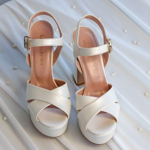 White Leather Bridal Shoes - Comfortable Wedding Shoes - High Heels Platform Wedding Shoes -  Chic Basic Minimalist High Quality Ivory