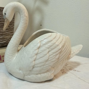 Lladro Swan - Etsy