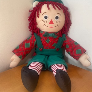 Applause Raggedy Andy Vintage Doll with Red and Green colors
