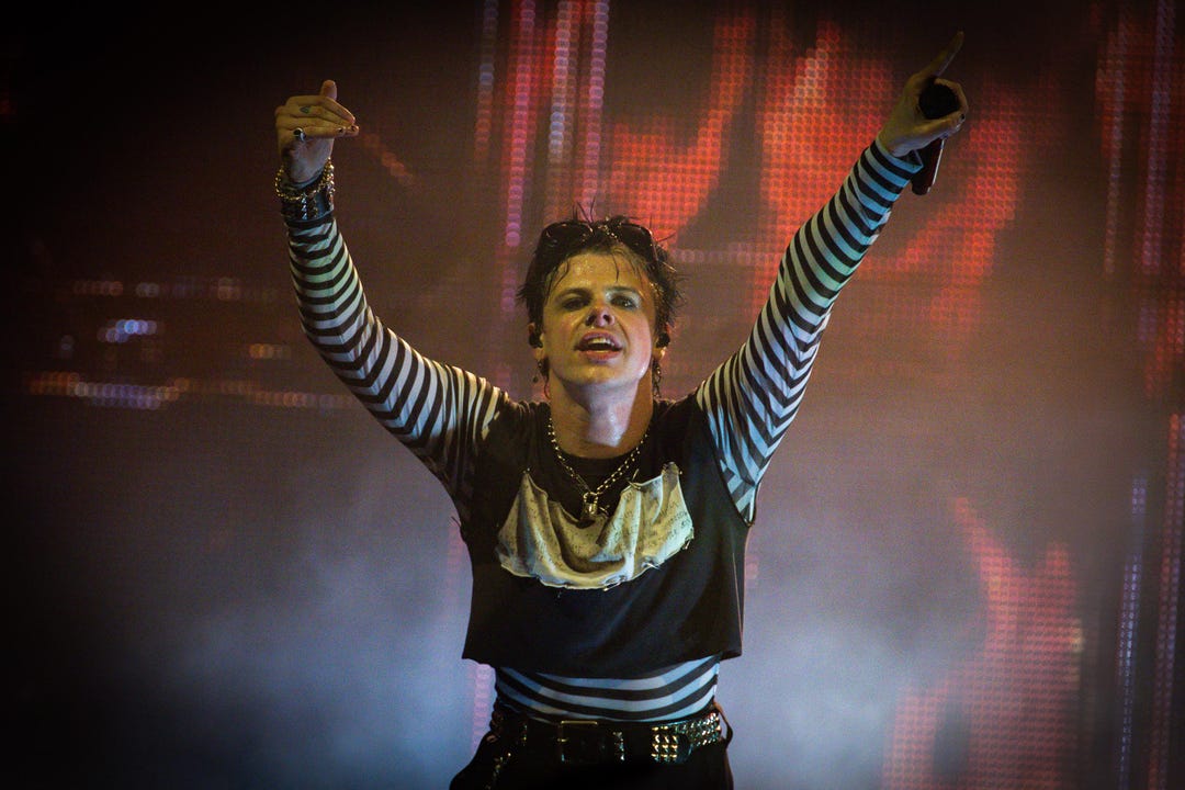 yungblud-live-in-philadelphia-4x6-glossy-photo-print-concert
