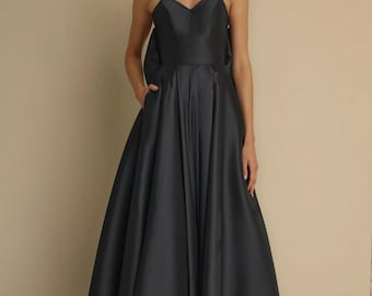 Long Black Ball Gown Prom Dress with Oversized Bow Back