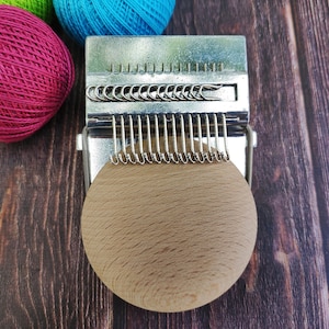 Small loom with STRONG SPRING, Speedweve type, Darn EASY type, stoppapparat  14 hooks