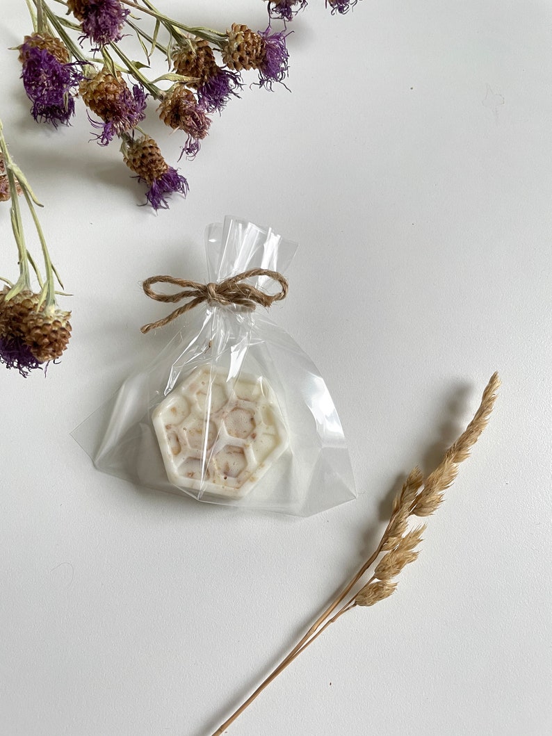 Cadeaux d'invité de mariage, cadeaux de douche nuptiale, cadeaux de remerciement d'invités, idée cadeau mignonne, cadeaux de savon personnalisés, savon nid d'abeille, articles de fête image 5