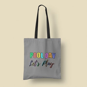 Pool Day Lets Play Tote Bag in grau, Pool Tasche, Strandtasche, Große Reisetasche