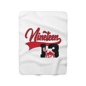 Delta - Nineteen 13 Shadow Sherpa Fleece Blanket - White