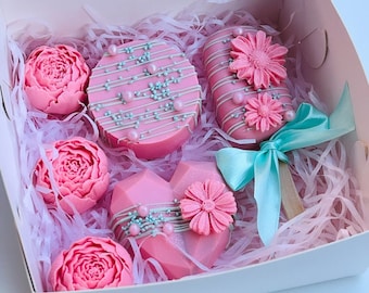 Sweet treat gift box with Cakesicles Chocolate flowers candy Oreo covered chocolate Treat box Birthday present Special gift