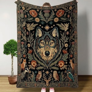 Wolf Throw Blanket, Cozy Fleece with Wildlife Art Design