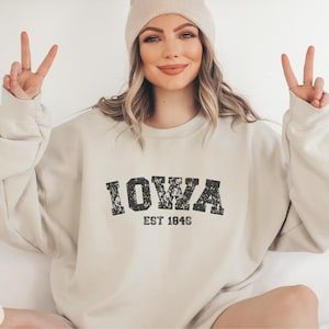 Iowa Sweatshirt, Women’s Iowa Crewneck, Home State Shirt, Moving to Iowa Gift, Iowa Travel Souvenir, Iowa Apparel, Oversized Varsity Tee