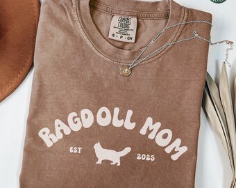Ragdoll Cat Comfort Colors Shirt, Custom Ragdoll Mom Gifts, Personalized Cat Mama Tee, Funny Cat Crewneck Apparel, Ragdoll Owner Sweatshirt