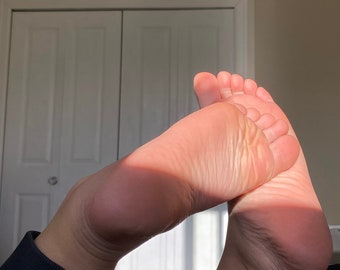 Asian Feet Pics