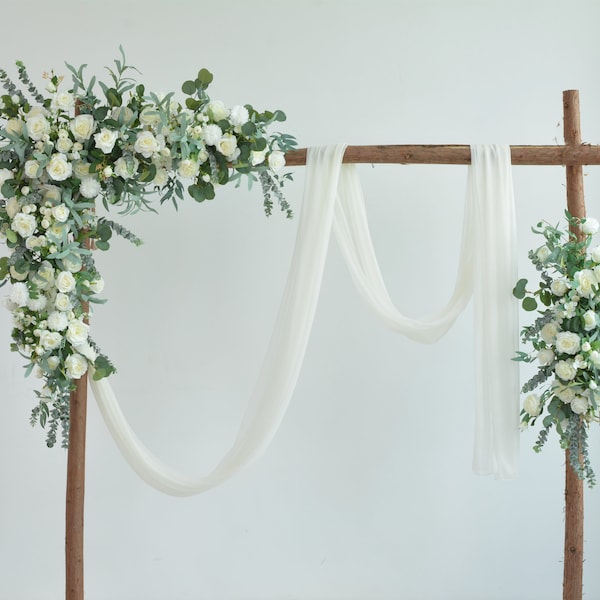 Arreglo de boda verde con flores de rosas blancas Swag de arco de boda