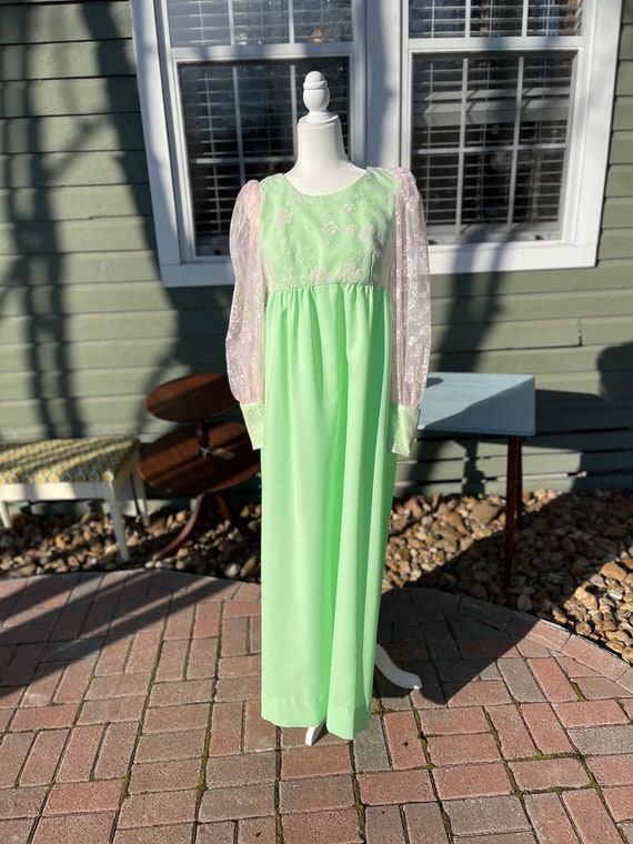 Vintage 1970s, cottage core, Lime Green Formal Go… - image 1