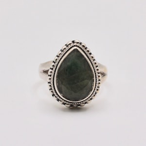 Vintage Art Deco Rope Rough Green Emerald 2 ctw Sterling silver 925 Ring size 8