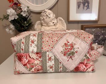 Large Quilted Floral Makeup Bag: Handmade patchwork Cosmetic Pouch