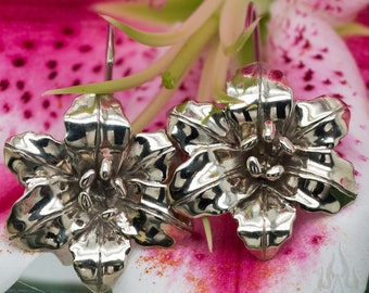 Tawapa Lily Earrings