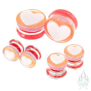 Gorilla Glass Heart Glass Plugs - White on Magenta Dichroic