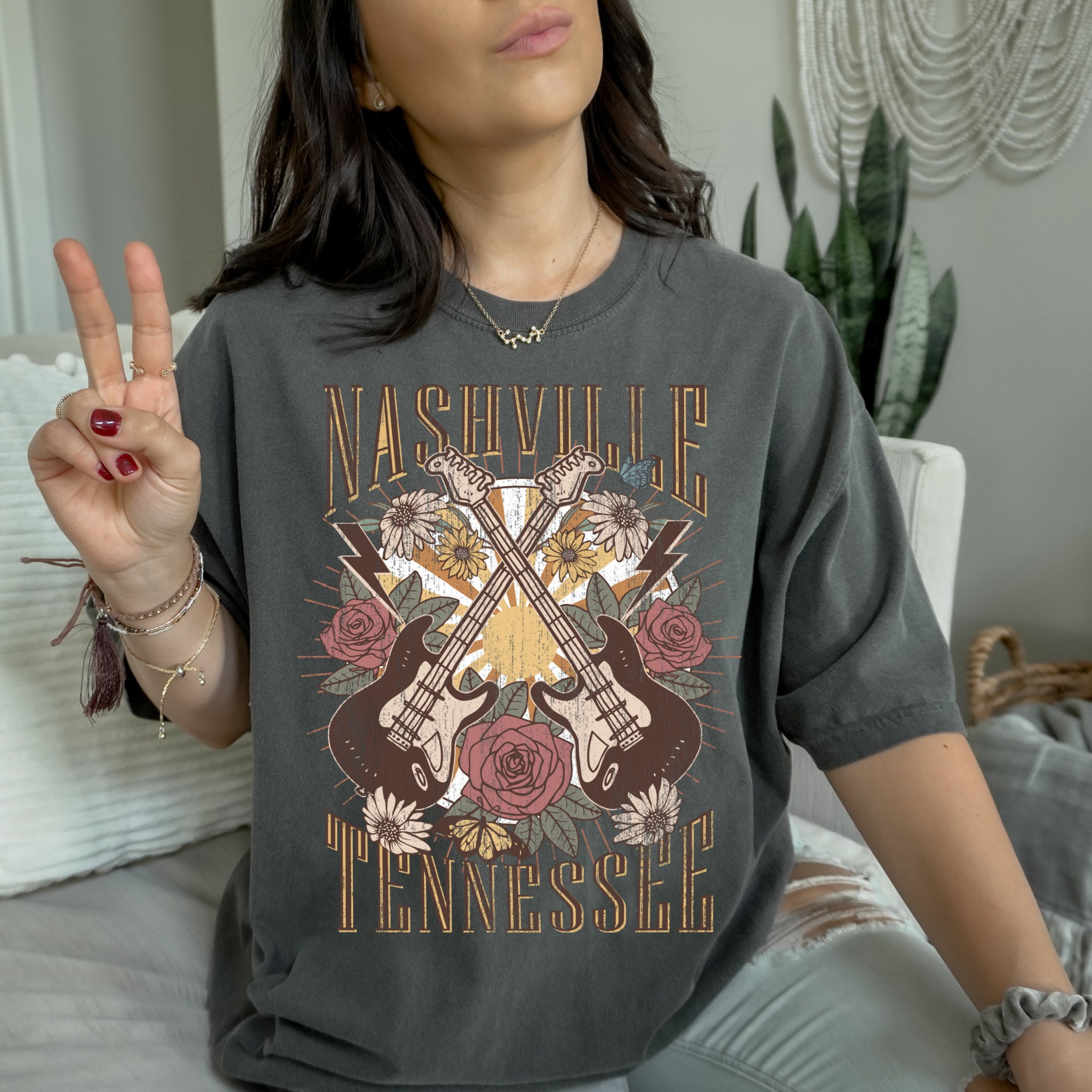 Discover Nashville Tennessee T-Shirt, Color Comfort Rock and Roll T-Shirt