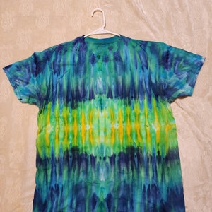 XL crew neck tie dye shirt
