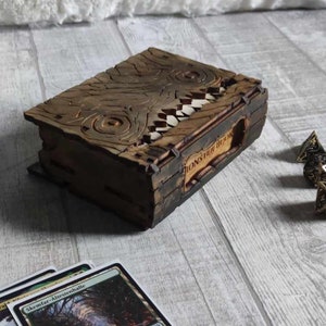 Libro de dados de monstruos - Caja de dados de monstruos - Caja de dados para juegos de rol