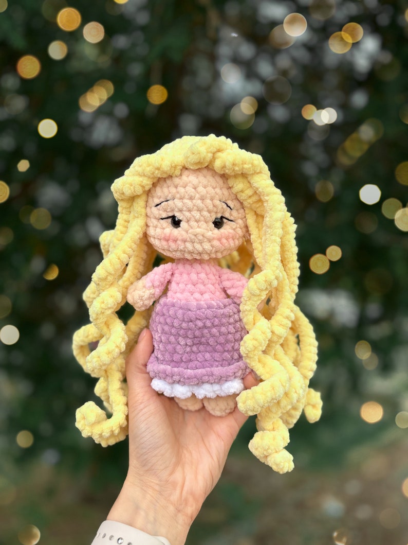 2in1 PDF Crochet doll pattern Rapunzel and Pascal/ Princess Crochet pattern / amigurumi doll pattern / princess amigurumi pattern zdjęcie 4