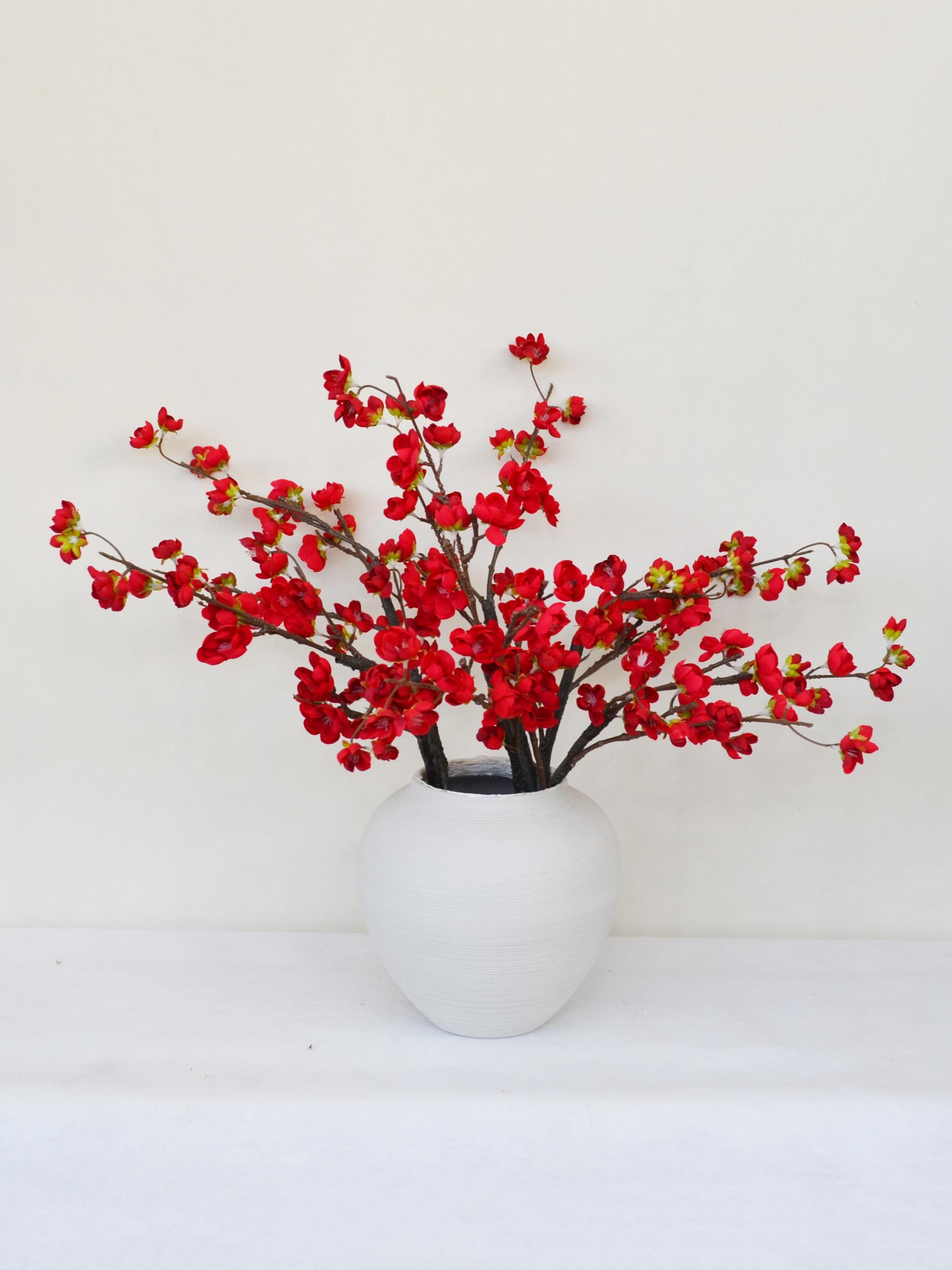 人工梅の花スプレー、リアルな花の枝工芸品、素朴な桃の花の茎、中国の
