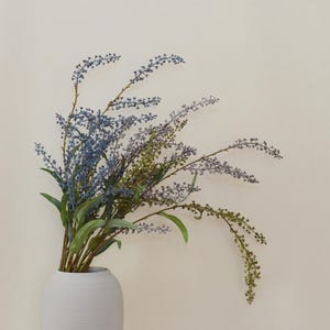 Künstliche Eukalyptusblätter mit Samen, künstliche Wildbeeren, Hochzeitsarrangements, Eukalyptusspray, künstliches Laub, Eventdekor, Wohndekor