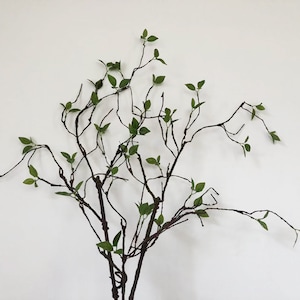 Artificial Dead Tree Long Branch with Tender Leaves, Fake Young Foliage Twig Craft, Spray with Vine Ornament, Vintage Home Floral Decor Gift