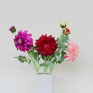 Real Touch Dahlia Stem with Leaves, Living Room Floral Decor, Artificial Flower Crafts, Wedding Party Bloom Arrangement, Table Centerpiece