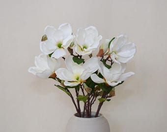 Lifelike Magnolia, Magnolia Stem with Leaves, Fake Flower Craft, Home Floral Decor, Wedding Party Flower Arrangement, Table Centerpiece