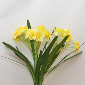 Daffodil Bouquet with Foliage, Fake Narcissus Bundle, Artificial Flower Crafts, Home Floral Decor, Wedding Party Arrangement Centerpiece