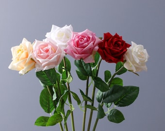 Tallos de rosa Real Touch con follaje, artesanías de flores artificiales, rellenos de ramos de novia, decoración floral para el hogar, centros de mesa para fiestas de bodas