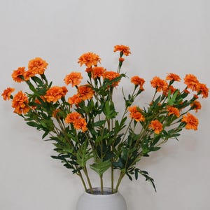 Artificial Marigold, Fake Tagetes Erecta, Fake Chrysanthemum Stem with Leaves, Home Floral Decor, Wedding Party Bloom Centerpiece, Gift