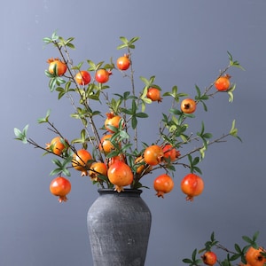 Fake Pomegranate Branch with Leaves, Rustic Fall Fruit Stem, Home Floral Decor, Artificial Flower Craft, Party Plant Arrangement Centerpiece