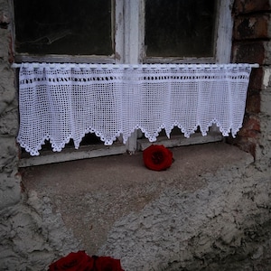 Handmade Crocheted Café Curtain 100x25 cm. White Cotton Valance. Rustic Cottagecore Scandinavian Window Decor